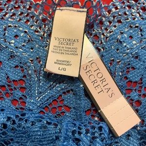 Victoria’s Secret panties size L